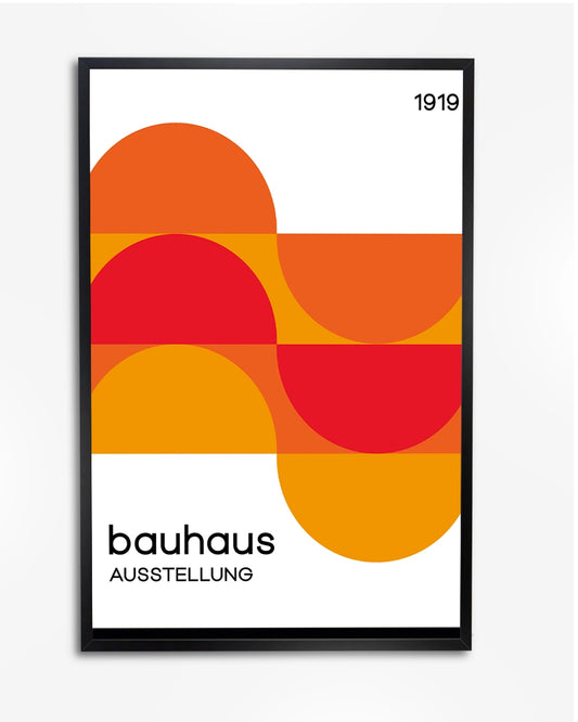 Bauhaus 20th Century Logo Poster - Geometrisch Design in Oranje en Rood